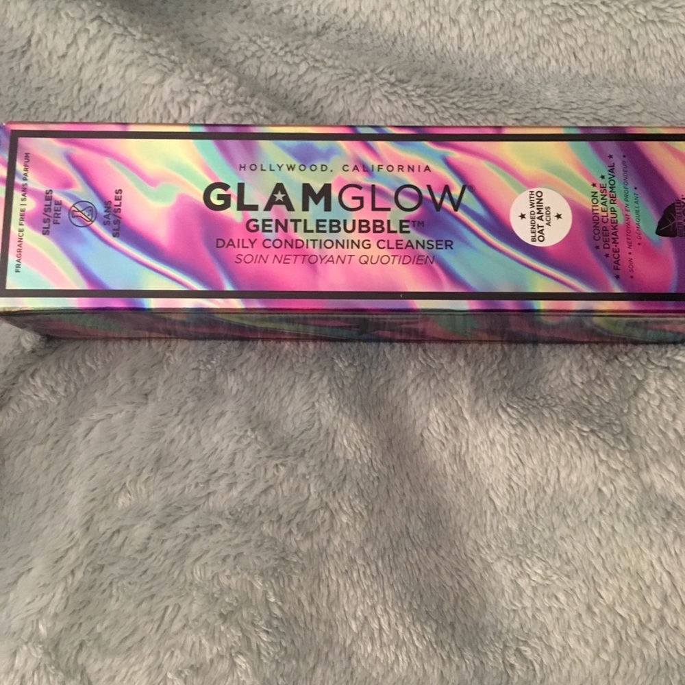 COPY - Bnib Glamglow cleanser